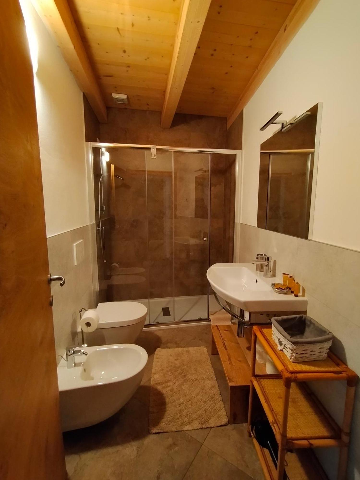 Appartamento Morettina Con Terrazzo Levico Terme Dış mekan fotoğraf